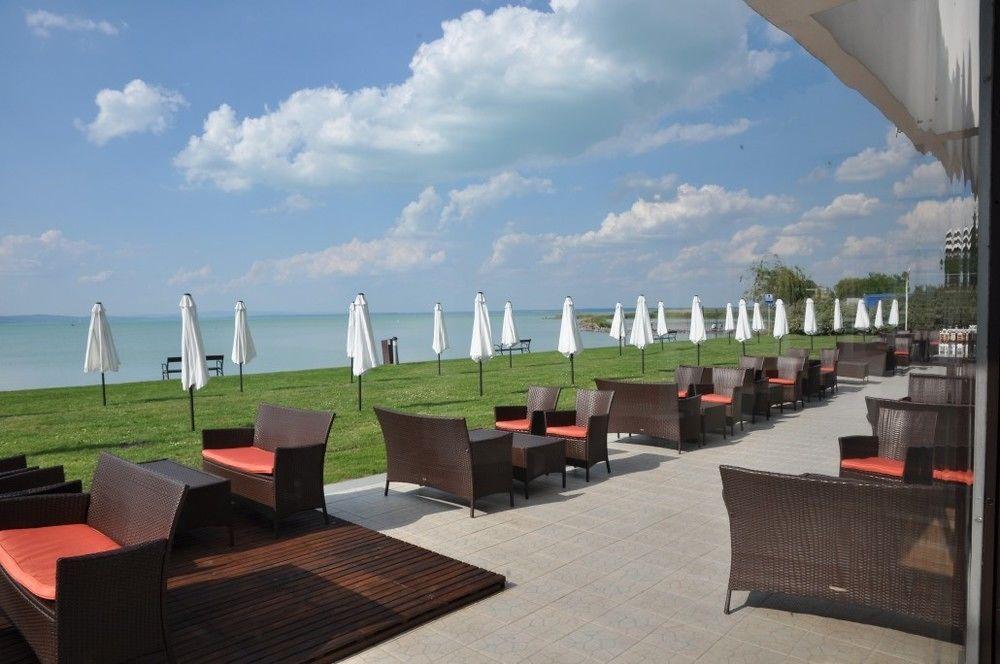 Hotel Hungaria Siofok Exterior photo